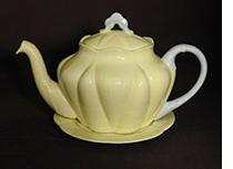 Shelley Dainty teapot yellow  w/blue  handle